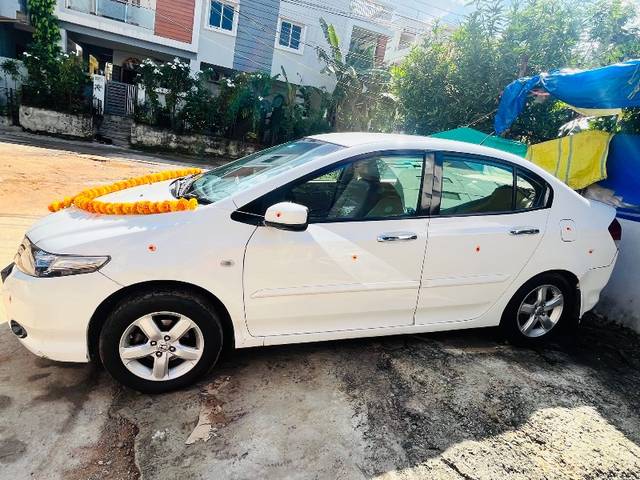 https://images10.gaadi.com/usedgaadi-sellcar/UsedCar/b8787e54-88cb-42c4-93bd-e4d7689b117e/0461d2a7-c532-4373-99bc-5c17c32155cc.jpeg?imwidth=6400