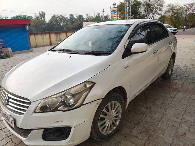 https://images10.gaadi.com/usedgaadi-sellcar/UsedCar/b894068f-3a13-4b5a-848b-c742b30cc4a9/64cfeabc-7fdf-491c-8682-db324a558839.jpg?imwidth=6401