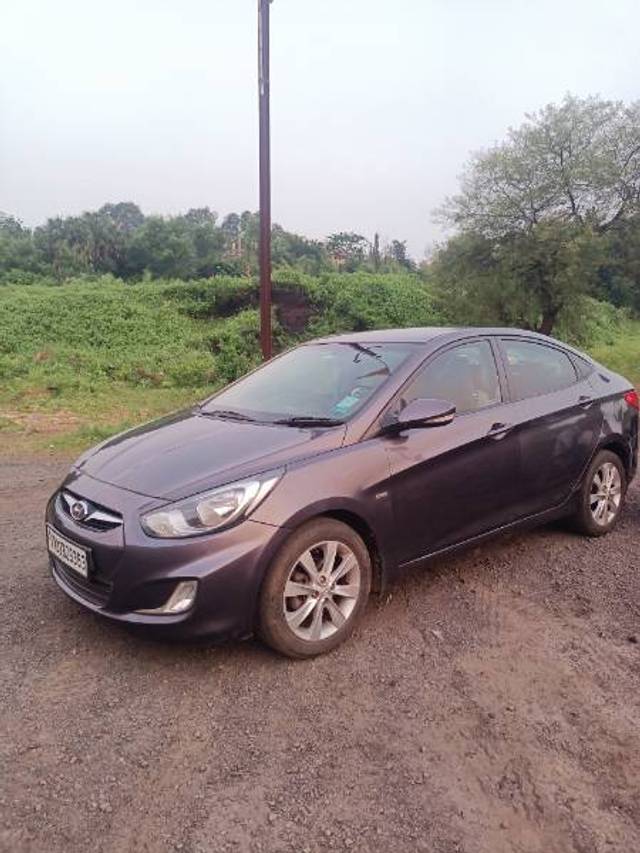 https://images10.gaadi.com/usedgaadi-sellcar/UsedCar/b8bd68ab-85ec-4946-9ab9-38937e68eef2/502fc0d6-c82a-4eb3-9a83-2a3496a16545.jpg?imwidth=6400