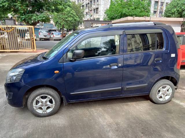 https://images10.gaadi.com/usedgaadi-sellcar/UsedCar/b8e42051-d137-42fd-87a0-b0f39403235f/520c0e88-cb2a-4043-9edd-16b0c5113d85.jpeg?imwidth=6402