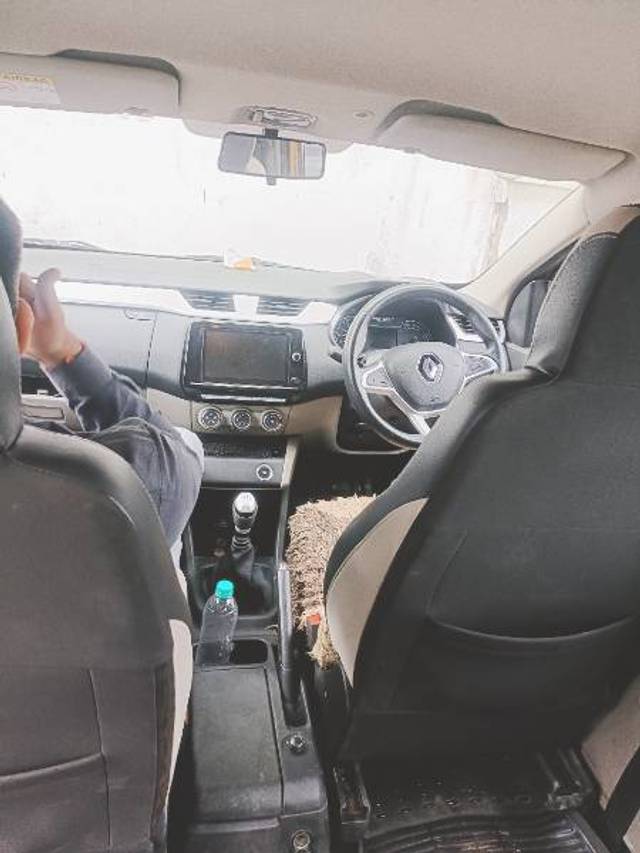 https://images10.gaadi.com/usedgaadi-sellcar/UsedCar/b8e890e6-cab5-40ee-b184-a5d73f68abfc/c922d4ad-7e64-46e6-8d25-17973080958c.jpg?imwidth=6402
