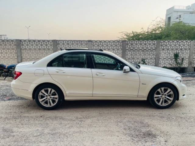 https://images10.gaadi.com/usedgaadi-sellcar/UsedCar/b969371a-406f-4d04-ad11-85fba6bf8974/11086182-d0a9-4871-aa48-869a2436383d.jpeg?imwidth=6401