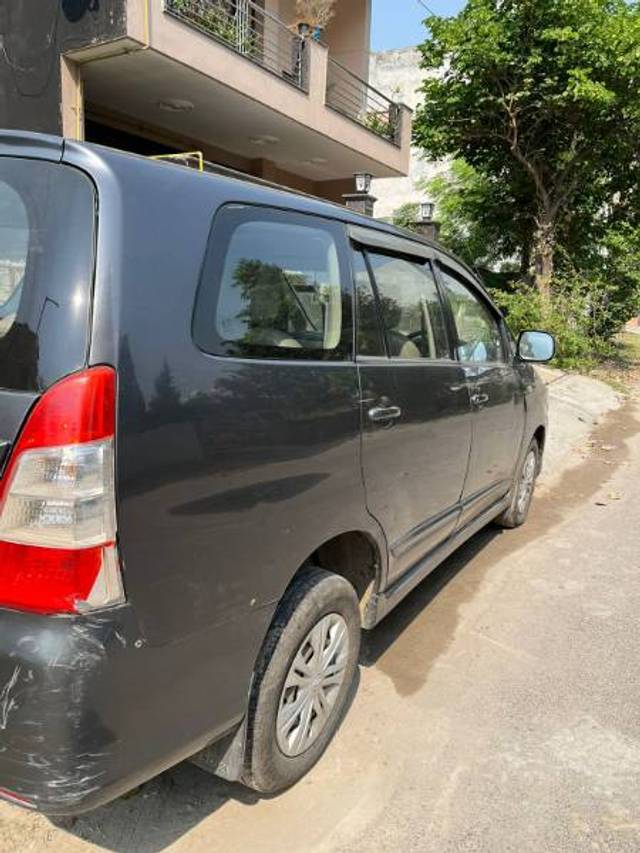 https://images10.gaadi.com/usedgaadi-sellcar/UsedCar/b9b01a3b-0cb9-4288-a083-f3d0bbd84856/f30364a8-f63c-49b0-89a1-8b23d690a106.jpeg?imwidth=6402
