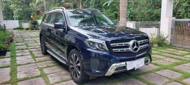 https://images10.gaadi.com/usedgaadi-sellcar/UsedCar/b9f52440-a3bf-4759-b264-827c17e79b81/53d0dbce-d5ce-4408-ae76-5f7a2c1d94a4.jpg?imwidth=6400