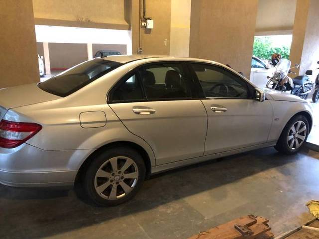 https://images10.gaadi.com/usedgaadi-sellcar/UsedCar/ba364bc7-880e-498e-89cc-64491ca05704/2273cdda-12dd-4532-98a6-ec52ba0ae8ae.jpg?imwidth=6401