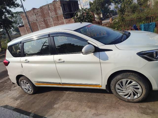 https://images10.gaadi.com/usedgaadi-sellcar/UsedCar/bae02f6a-ca64-4e35-a1f8-44adae1c38f3/e384ac2e-e43d-4921-9792-52434f0c8e9c.jpeg?imwidth=6401