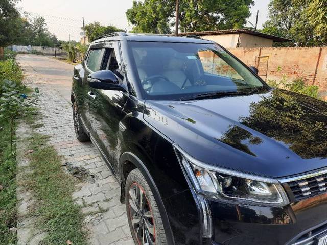 https://images10.gaadi.com/usedgaadi-sellcar/UsedCar/baf37f41-6216-49df-8737-21eb3dc15c6e/aa2ee90f-b732-4eac-8201-af59feb6c018.jpg?imwidth=6401