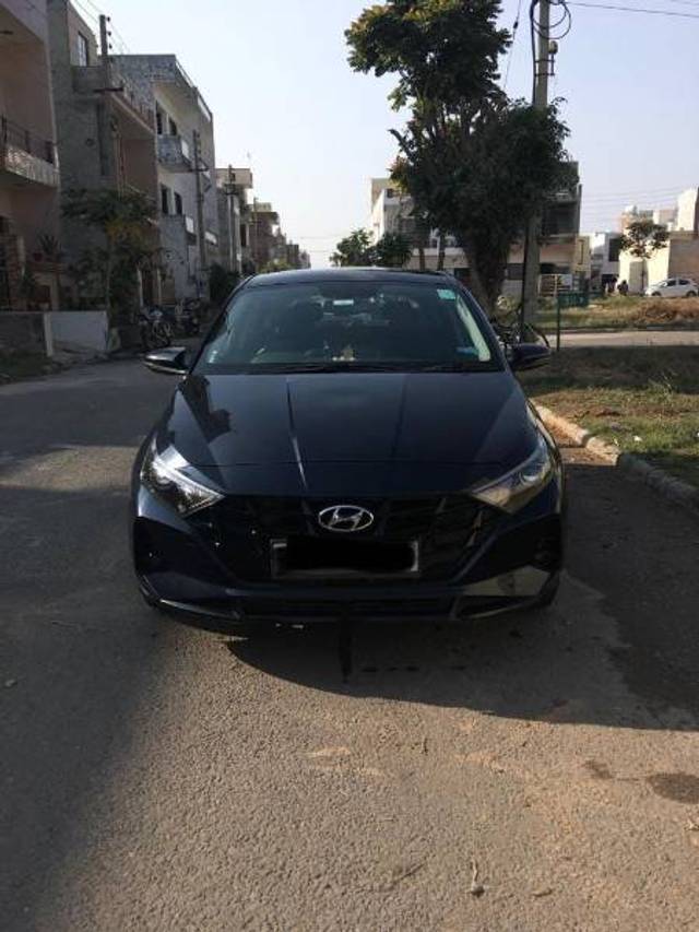 https://images10.gaadi.com/usedgaadi-sellcar/UsedCar/bb93162d-131e-4fd2-87f0-9e09d67bd5f8/1a246d6e-09f2-447d-b8a3-bb58a000630f.jpeg?imwidth=6400