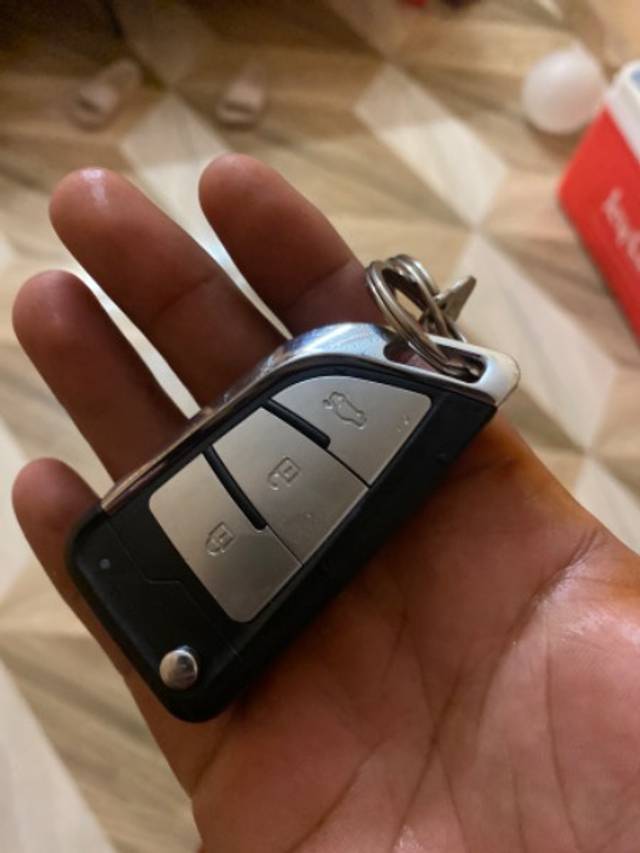 https://images10.gaadi.com/usedgaadi-sellcar/UsedCar/bba6c2ec-a49f-4ed3-9089-446efae5a2fb/5410d99a-22b2-4844-9faf-3aa65bea88c1.jpeg?imwidth=6402