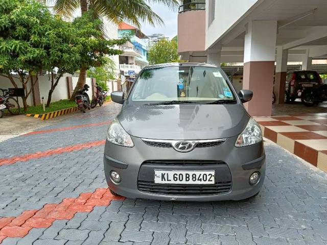 https://images10.gaadi.com/usedgaadi-sellcar/UsedCar/bbd5ea87-63b6-476f-9bc4-56d9b97ac349/14310def-f370-47ba-b931-8e8baef64449.jpg?imwidth=6400