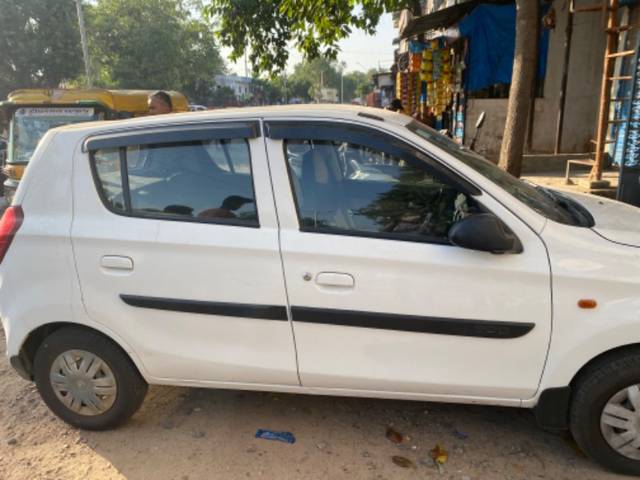 https://images10.gaadi.com/usedgaadi-sellcar/UsedCar/bbf198a4-08be-4a6c-af16-ee295b181b28/3c64630d-acb6-4525-a0ce-f723ece2473f.jpeg?imwidth=6401