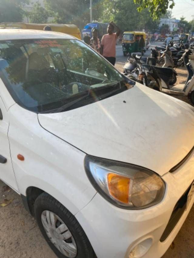 https://images10.gaadi.com/usedgaadi-sellcar/UsedCar/bbf198a4-08be-4a6c-af16-ee295b181b28/7dd52b03-32a9-4ccc-b743-b5cda65782ce.jpeg?imwidth=6402