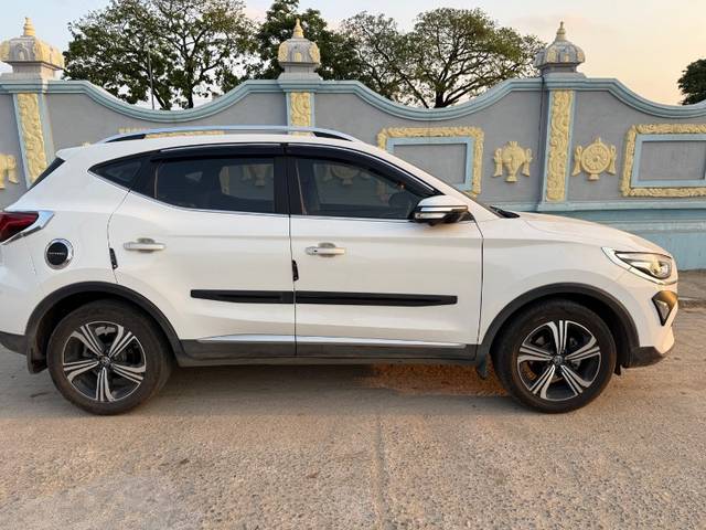 https://images10.gaadi.com/usedgaadi-sellcar/UsedCar/bc9c5938-1043-47c7-933f-31bccd1cdff6/dfe0a859-d7a3-40a9-9b3b-d472a61db439.jpeg?imwidth=6401