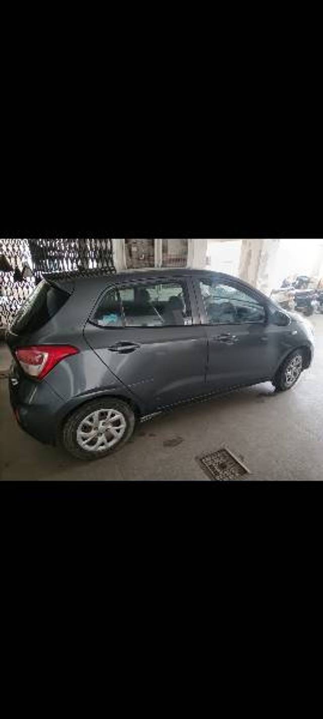 https://images10.gaadi.com/usedgaadi-sellcar/UsedCar/bca6b7a2-1f50-4fbd-9f24-f16d90ba8c07/d8ae3009-ac6e-49cf-99bf-6a985a805a53.jpg?imwidth=6401