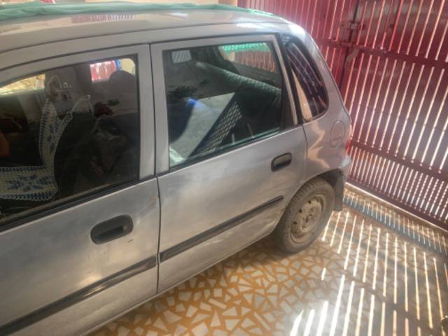 https://images10.gaadi.com/usedgaadi-sellcar/UsedCar/bce9bd26-507b-4d10-9661-116c86ce2af9/5d4e1633-a045-4ac8-9511-0a60c83fb0e9.jpg?imwidth=6401