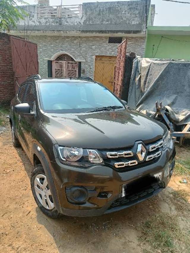 https://images10.gaadi.com/usedgaadi-sellcar/UsedCar/bd3657fc-b298-4664-a9f5-67ae2742dca9/38f9ffd5-4f20-4780-8a64-eb678bf7b602.jpg?imwidth=6400