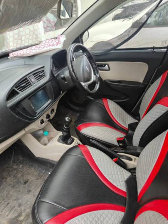 https://images10.gaadi.com/usedgaadi-sellcar/UsedCar/bd51488a-61eb-44dc-92fd-5ef332b772e8/7ede57da-db28-43e3-acfd-b2913e6857b0.jpg?imwidth=6402