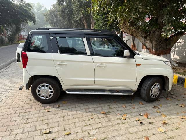 https://images10.gaadi.com/usedgaadi-sellcar/UsedCar/bd9bd001-2d19-45d1-b269-447742f681d1/a7d5c88e-9524-49ed-a1a6-56764cb1556b.jpeg?imwidth=6401