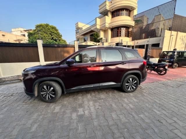https://images10.gaadi.com/usedgaadi-sellcar/UsedCar/bd9f2989-f8d9-4842-99f1-46425d2fd34b/1eb71cbe-6765-452d-9388-af5ee3989bd8.jpeg?imwidth=6400