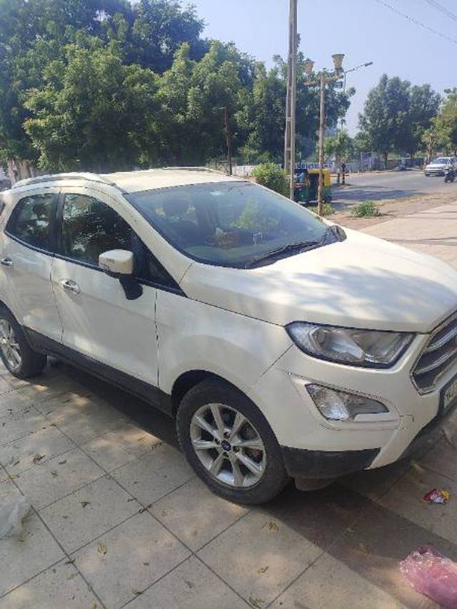 https://images10.gaadi.com/usedgaadi-sellcar/UsedCar/bdb63f8f-95ba-46e1-99ac-1fd93f6d70e5/7d897708-70a9-43e4-b4d4-86c6acfc4837.jpg?imwidth=6400