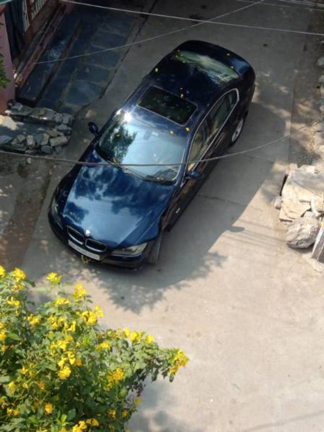 https://images10.gaadi.com/usedgaadi-sellcar/UsedCar/bddb7f50-3687-4512-8b14-c1157874a067/f764eeb7-9990-4503-bdba-5b8526132396.jpg?imwidth=6402