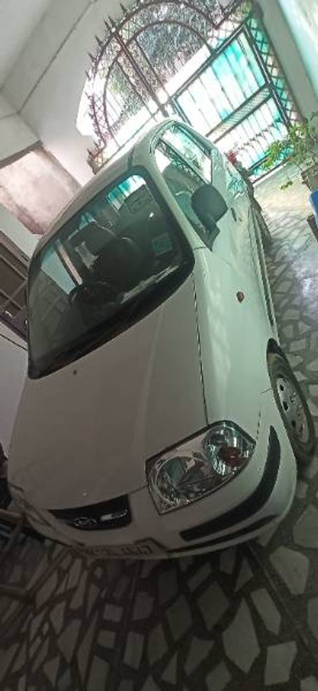 https://images10.gaadi.com/usedgaadi-sellcar/UsedCar/be14c31a-4bdb-4386-b3aa-a58a178e5b1d/e6d1e9ca-a477-4415-8427-f664040569c3.jpg?imwidth=6402