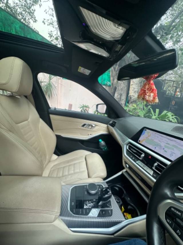 https://images10.gaadi.com/usedgaadi-sellcar/UsedCar/be3ddd36-1e79-4b9c-9203-40fa48774267/55ba1b87-db37-4b55-98df-4535bbbfa27f.jpeg?imwidth=6402