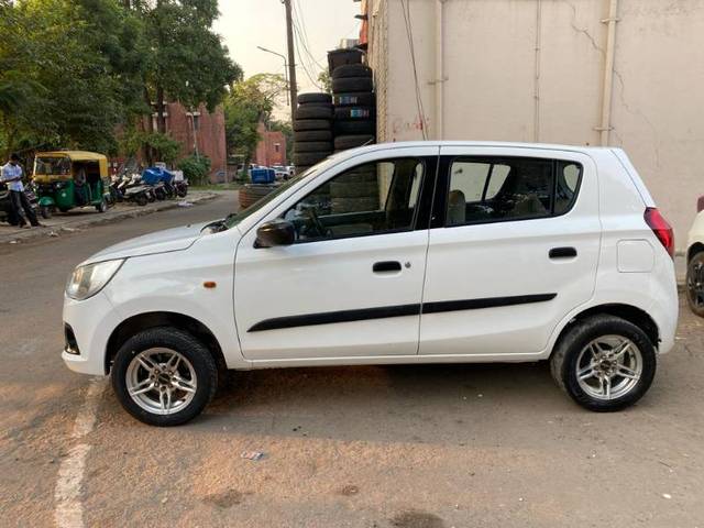 https://images10.gaadi.com/usedgaadi-sellcar/UsedCar/be597fe5-779f-43bf-a84a-fef85959938d/3f4f406a-16b9-4986-b3ae-826d56c79fd5.jpg?imwidth=6402