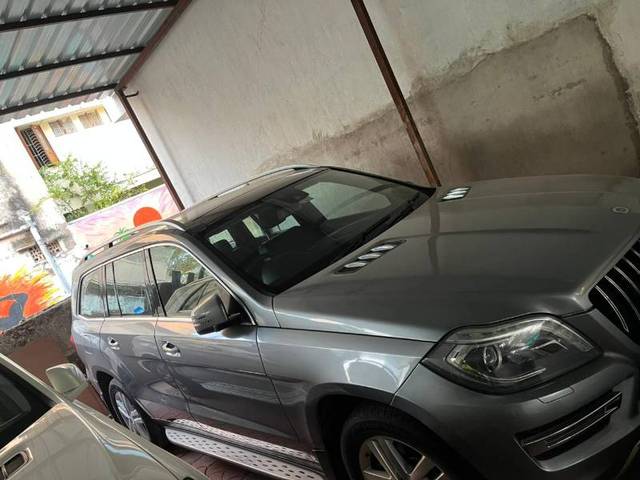 https://images10.gaadi.com/usedgaadi-sellcar/UsedCar/be5e2fad-d1c4-4d7f-8085-02dc50e22354/4b10f047-59d6-466f-8aa5-4718b4be7335.jpg?imwidth=6401