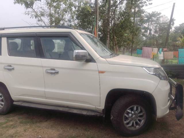 https://images10.gaadi.com/usedgaadi-sellcar/UsedCar/be7e0dd9-26d6-4bc9-852b-66a52f705440/2f7a9d3e-be6a-4b25-8de9-536553c7c014.jpg?imwidth=6401