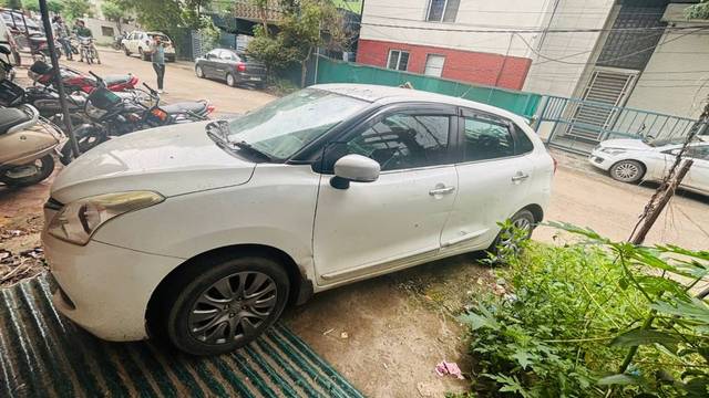 https://images10.gaadi.com/usedgaadi-sellcar/UsedCar/be87b64b-3264-4c1b-9876-988b5f8ab49e/7c4d0048-e9f9-46d1-8777-196383145dbc.jpg?imwidth=6400