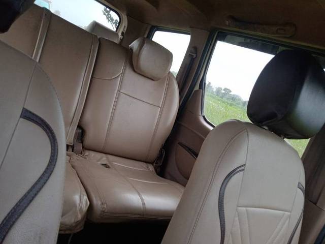 https://images10.gaadi.com/usedgaadi-sellcar/UsedCar/c012705b-eeb5-4ed0-b7c2-2f763b3c4795/339b1d2c-ddd8-4257-99bb-6b648b52c06c.jpg?imwidth=6402