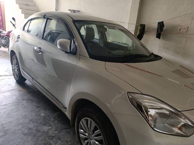 https://images10.gaadi.com/usedgaadi-sellcar/UsedCar/c03eb645-54bb-4839-a44f-dde0ea9b88d7/dabcd72c-0176-4fcb-99ea-3f51db76dd0f.jpg?imwidth=6402