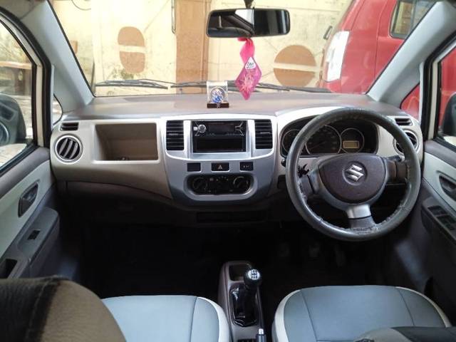 https://images10.gaadi.com/usedgaadi-sellcar/UsedCar/c03f0ddd-49e9-4d4b-9488-571f72958d88/fd5fa1eb-9fb5-487c-b52a-1b2a97476bf4.jpg?imwidth=6402