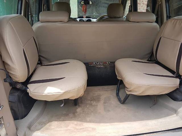 https://images10.gaadi.com/usedgaadi-sellcar/UsedCar/c043af82-a024-4dac-a144-3b14ce72f086/5d265125-1fcd-4b81-bd96-5bb51e958756.jpg?imwidth=6401