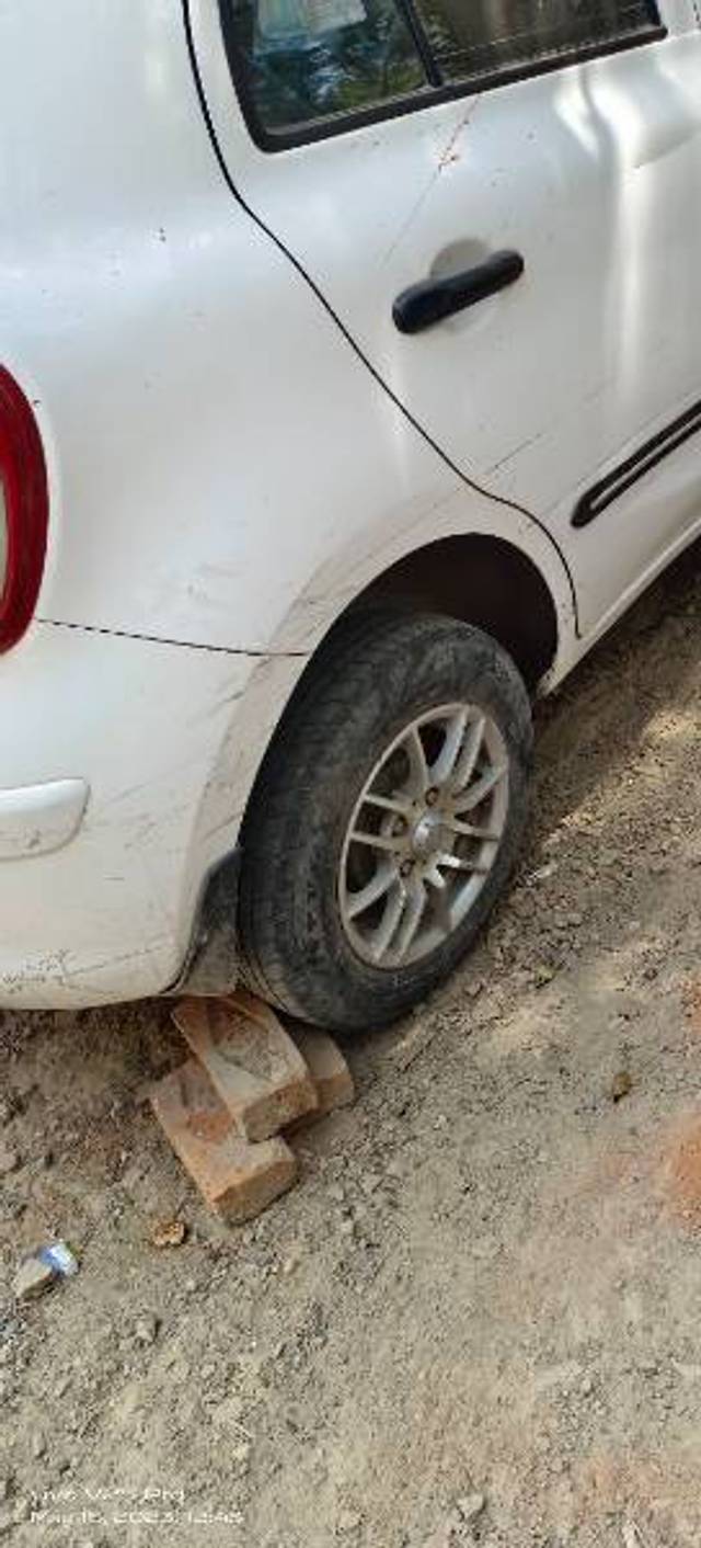 https://images10.gaadi.com/usedgaadi-sellcar/UsedCar/c0725e4b-f628-4626-bee8-da950a7b19a9/1a599c5e-dd96-4ae7-ae91-02e1df940db4.jpg?imwidth=6402