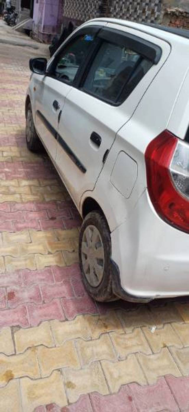 https://images10.gaadi.com/usedgaadi-sellcar/UsedCar/c08a044f-62b5-400a-bf84-a36ff8225606/e7d83aa0-8d69-401a-8011-da170fb60b6c.jpg?imwidth=6402