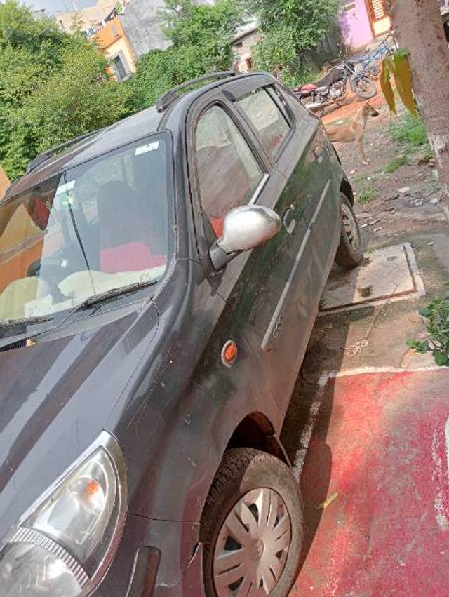 https://images10.gaadi.com/usedgaadi-sellcar/UsedCar/c09ed23f-7a23-4ae8-ac4e-ffc81b62d22f/d8097621-169e-4fb0-ba88-e229c42f1595.jpg?imwidth=6401