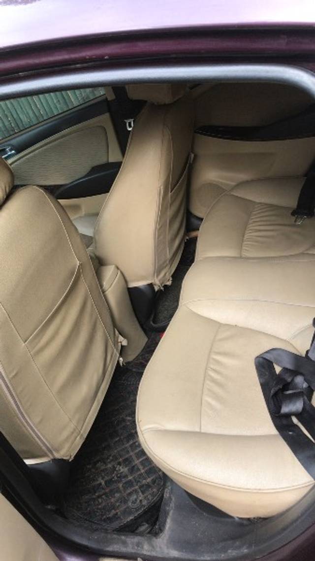 https://images10.gaadi.com/usedgaadi-sellcar/UsedCar/c0a45369-7670-4d04-96ed-bc411e02e583/d95e05ec-d534-4921-bf1d-f7317fec287d.jpeg?imwidth=6401