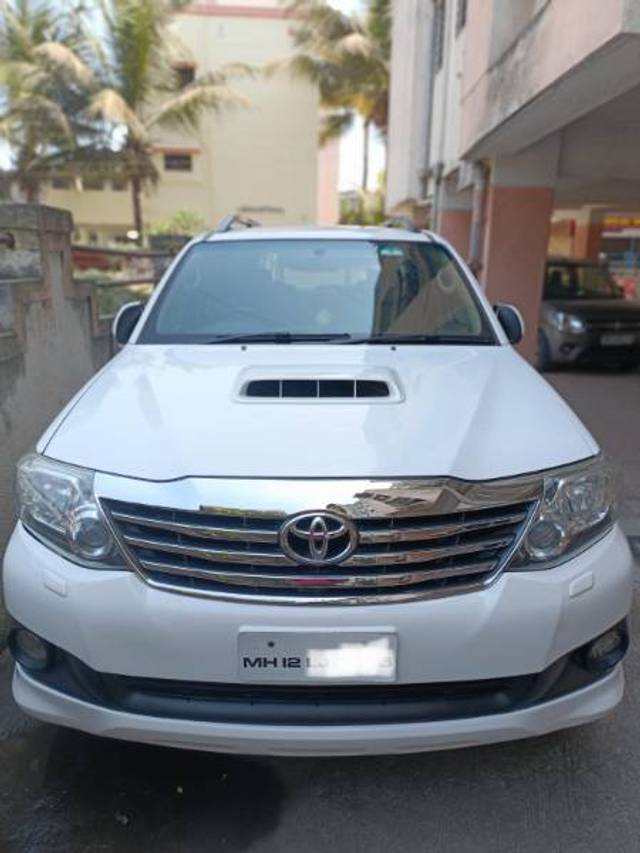 https://images10.gaadi.com/usedgaadi-sellcar/UsedCar/c0b0a4fc-1aad-48cc-9879-ed8e29f6020f/e19d09c5-bd0b-42b4-8cae-b86f87b06cc0.jpg?imwidth=6400