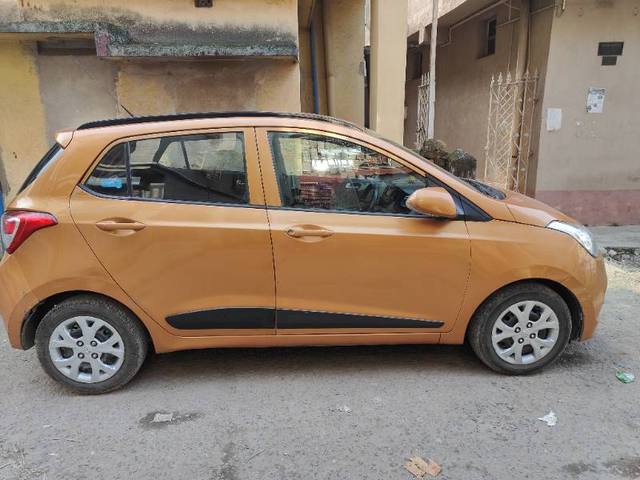 https://images10.gaadi.com/usedgaadi-sellcar/UsedCar/c0b18b7f-bc2e-47c1-a3a4-3bd4e3bf57f3/d22f66cf-b8b3-4c64-bc07-e43df8d78c5e.jpg?imwidth=6400