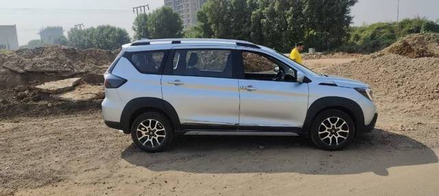 https://images10.gaadi.com/usedgaadi-sellcar/UsedCar/c0c80105-4884-4f2b-9053-47e340c55e29/da580c19-5daf-4fc2-b005-1726c043e9c1.jpg?imwidth=6401