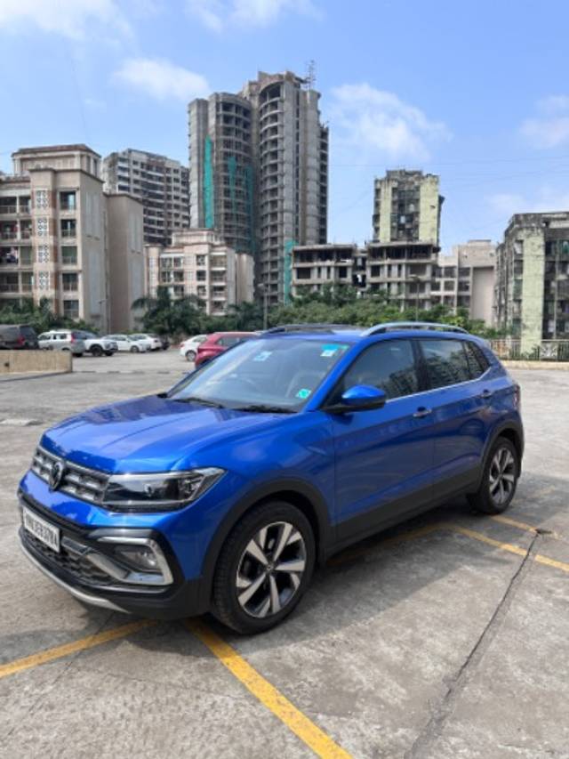 https://images10.gaadi.com/usedgaadi-sellcar/UsedCar/c14d1cbd-bd62-44ba-aa88-ff57fa7acd99/3d90957e-e9e0-41c8-8604-4835bf31f750.jpeg?imwidth=6402