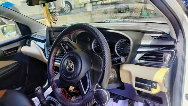 https://images10.gaadi.com/usedgaadi-sellcar/UsedCar/c17f9837-646f-458a-8f84-9109ae22d6d4/80c9c91b-5b37-4583-b107-5a477acbe9bc.jpg?imwidth=6402