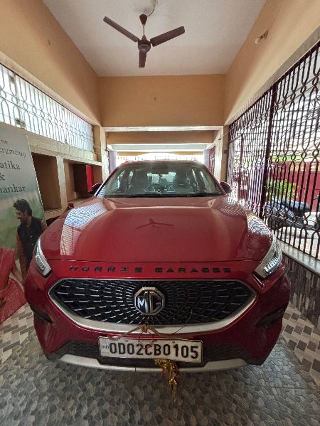 https://images10.gaadi.com/usedgaadi-sellcar/UsedCar/c188e0a4-343f-435c-bce2-0c70e850e559/8c034cb4-e93f-4306-a492-895b13615b5e.jpeg?imwidth=6400