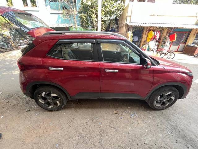 https://images10.gaadi.com/usedgaadi-sellcar/UsedCar/c1a18b9c-976f-4125-b69a-8dc319a16078/4da8c736-aca3-472a-8eb0-763c41f89e37.jpg?imwidth=6401