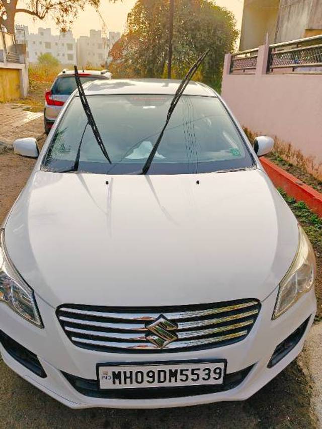 https://images10.gaadi.com/usedgaadi-sellcar/UsedCar/c1a21aca-0ad7-4d7d-b8af-95062f1b42ad/69297ba8-dbf6-4318-868a-38d9cdbbc62c.jpg?imwidth=6400