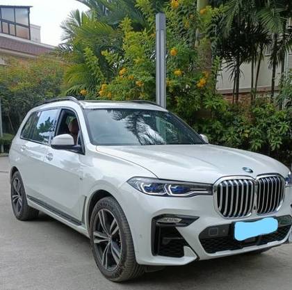 BMW X7 xDrive 40i M Sport BMW X7 xDrive 40i M Sport
