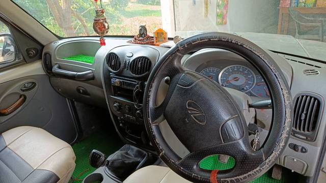https://images10.gaadi.com/usedgaadi-sellcar/UsedCar/c22deff1-4d9d-4b75-b298-ba11f3733685/9bfbc2bf-a06f-44e5-aad4-0b38183cd888.jpg?imwidth=6402