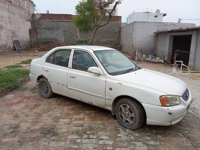 https://images10.gaadi.com/usedgaadi-sellcar/UsedCar/c23df857-242f-4368-ba58-e7de50f7b276/9d807702-01af-459b-a006-31c065dc2e11.jpg?imwidth=6400